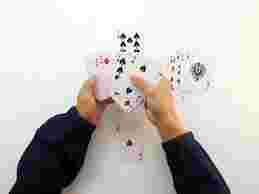 Metode Kegiatan Invitasi Blackjack - Umumnya, blackjack dimainkan melawan rumah. Inilah salah satu pandangan game kasino yang